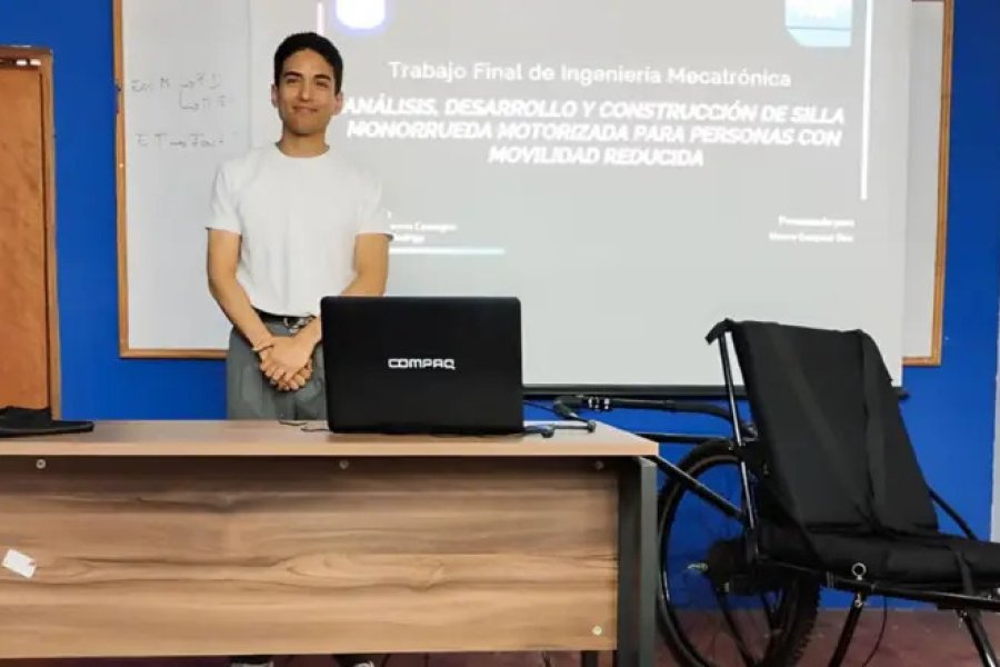 Mauro Exequiel Díaz, ingeniero mecatrónico.